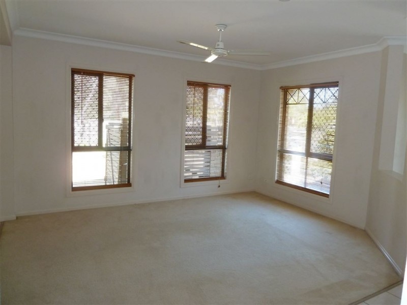 116 Lakeside Ave, Springfield Lakes QLD 4300