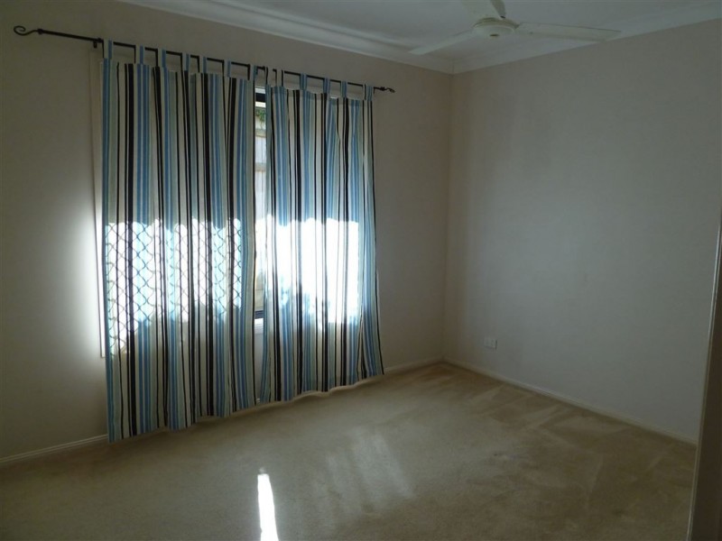 116 Lakeside Ave, Springfield Lakes QLD 4300