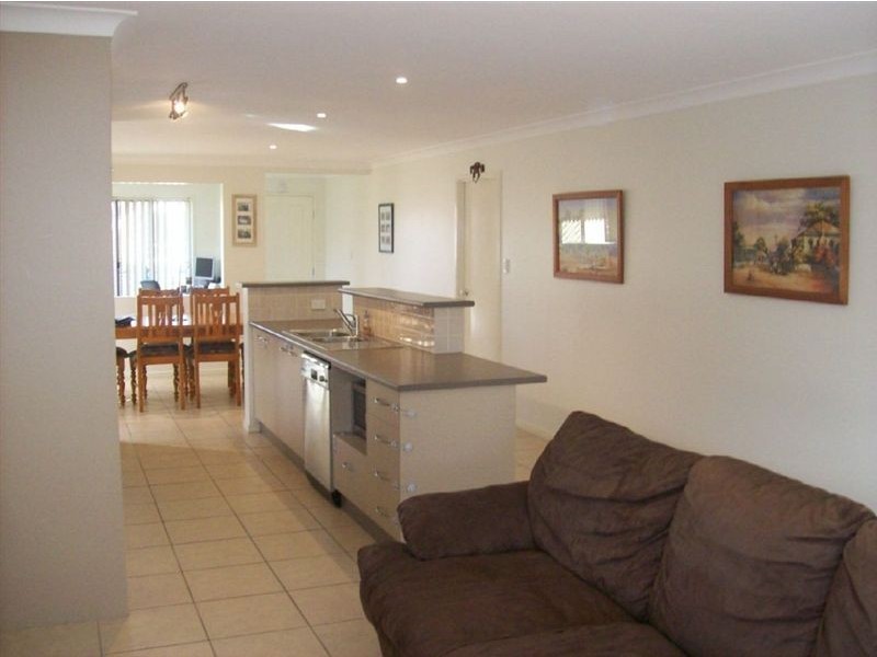 81 Admiral Cr, Springfield Lakes QLD 4300