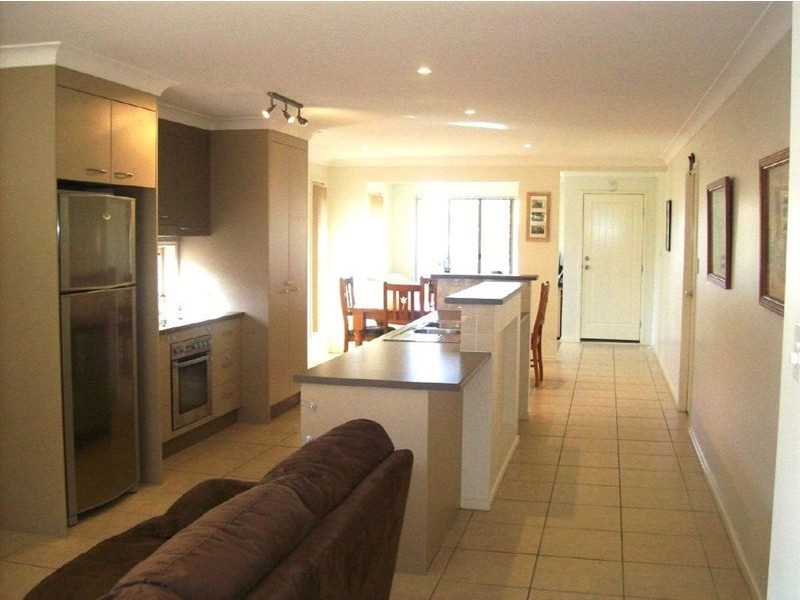81 Admiral Cr, Springfield Lakes QLD 4300