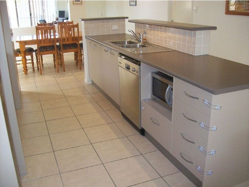 81 Admiral Cr, Springfield Lakes QLD 4300