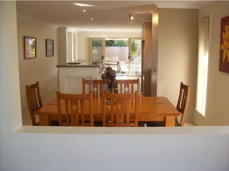 81 Admiral Cr, Springfield Lakes QLD 4300