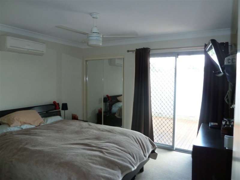 17 Esperance Cres, Springfield Lakes QLD 4300