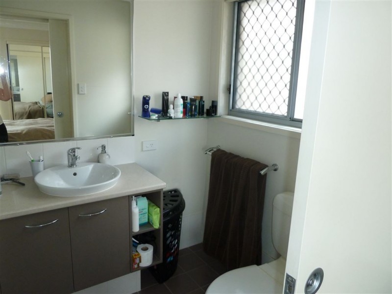 17 Esperance Cres, Springfield Lakes QLD 4300