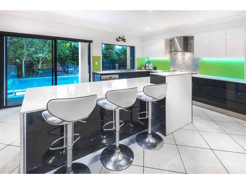 22 Lomandra Place, Chapel Hill QLD 4069