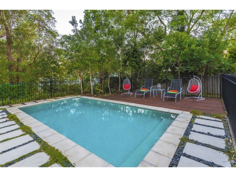 22 Lomandra Place, Chapel Hill QLD 4069