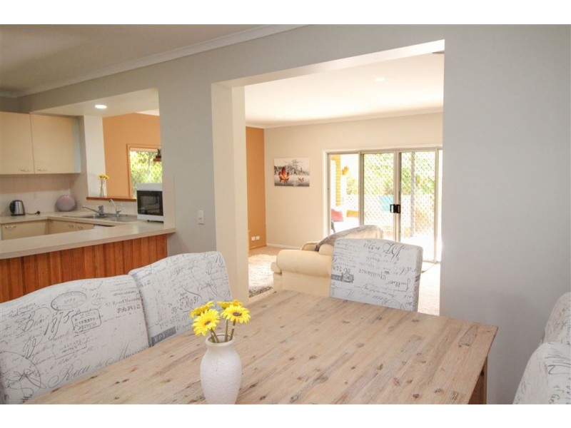 30 Melinda Street, Camira QLD 4300