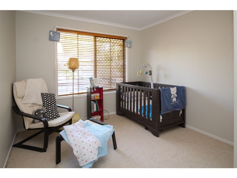 30 Melinda Street, Camira QLD 4300