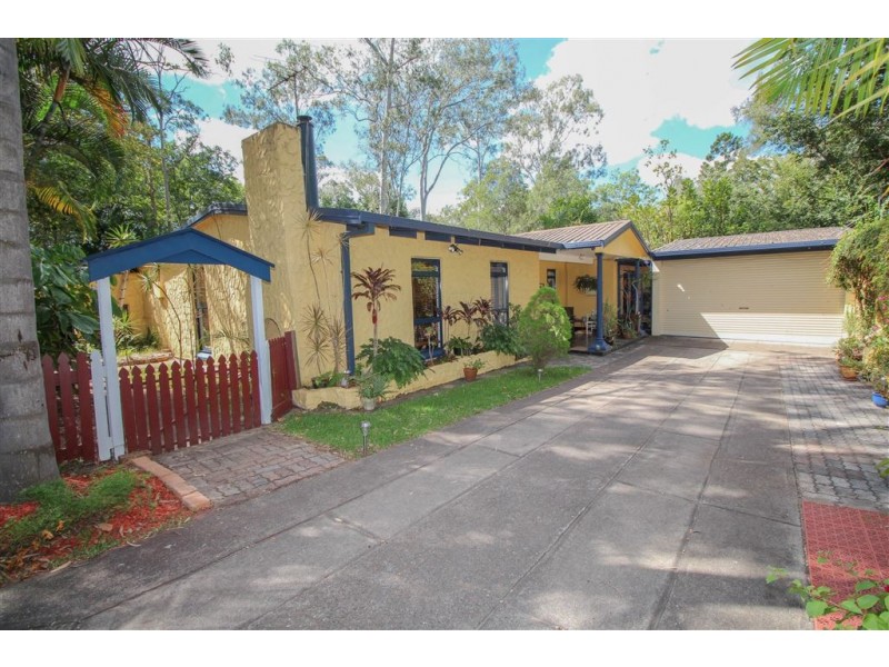 16 Dale Road, Camira QLD 4300