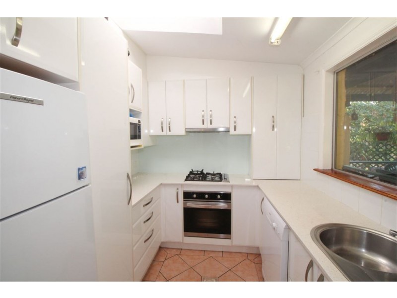16 Dale Road, Camira QLD 4300