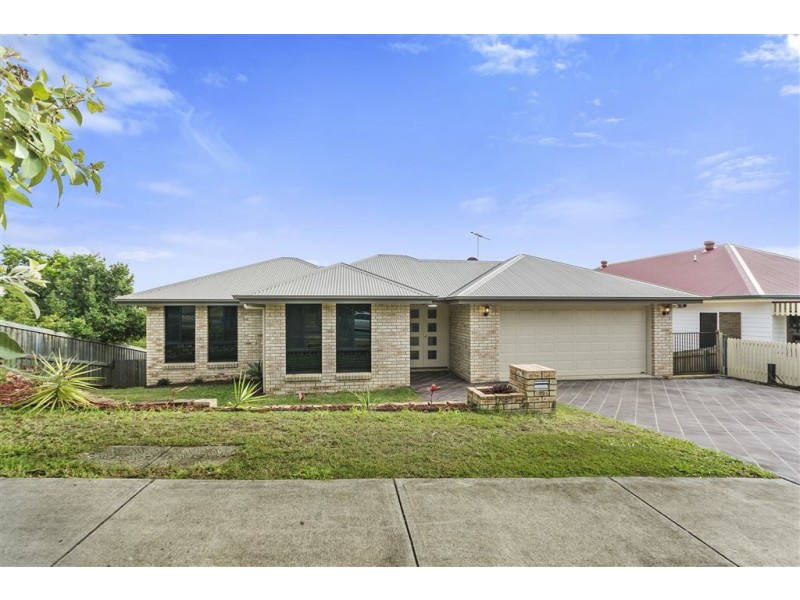 11 Dry Dock Cct, Springfield Lakes QLD 4300