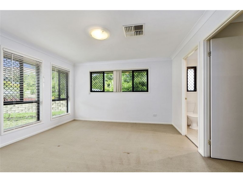 11 Dry Dock Cct, Springfield Lakes QLD 4300