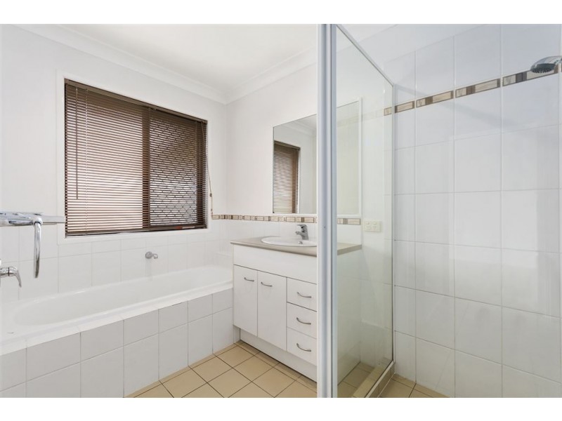 11 Dry Dock Cct, Springfield Lakes QLD 4300