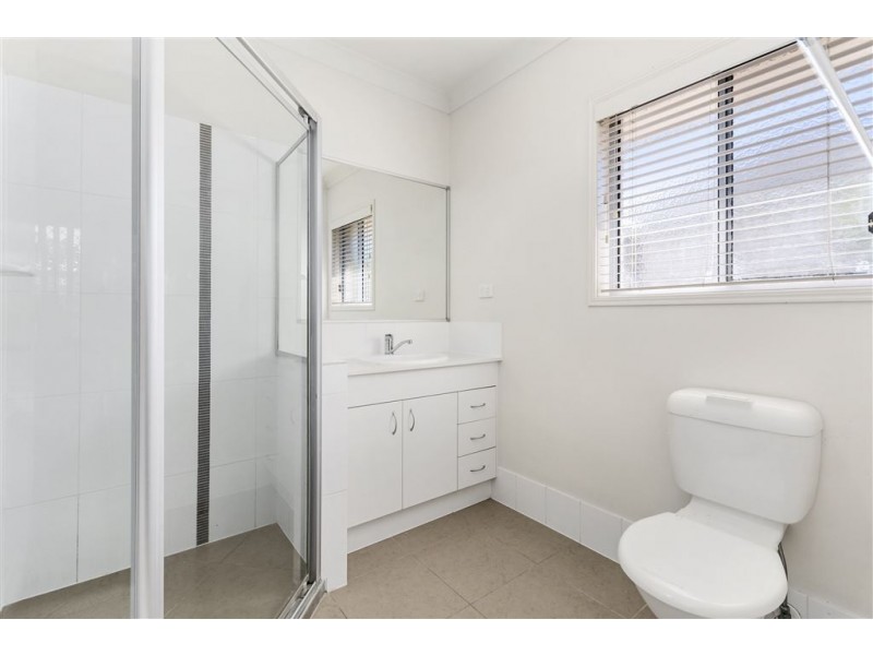 32 Sutherland Crescent, Goodna QLD 4300