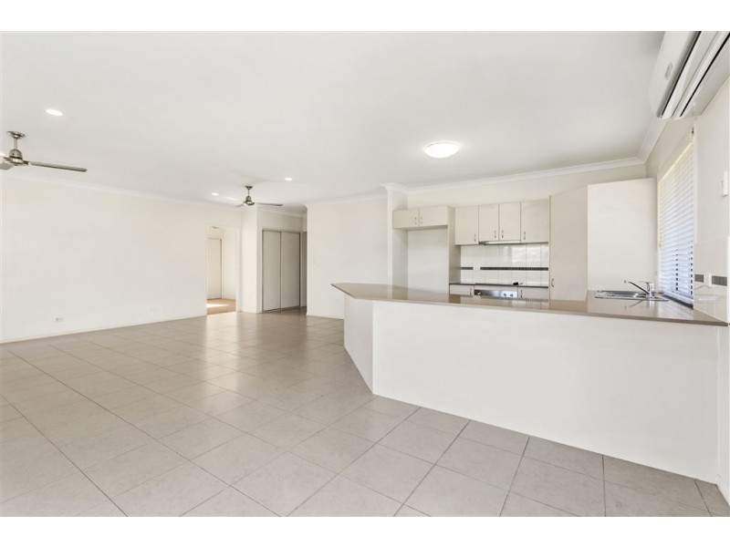 32 Sutherland Crescent, Goodna QLD 4300