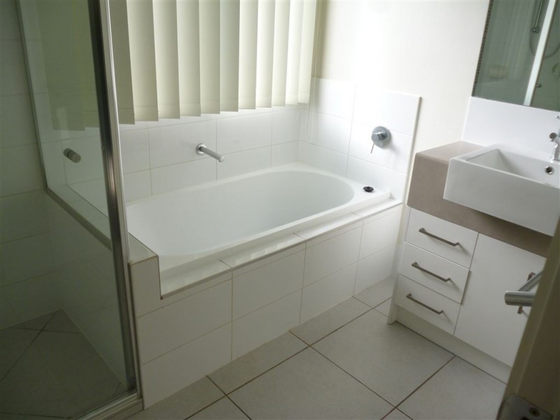 23 Greentrees Tce, Springfield Lakes QLD 4300