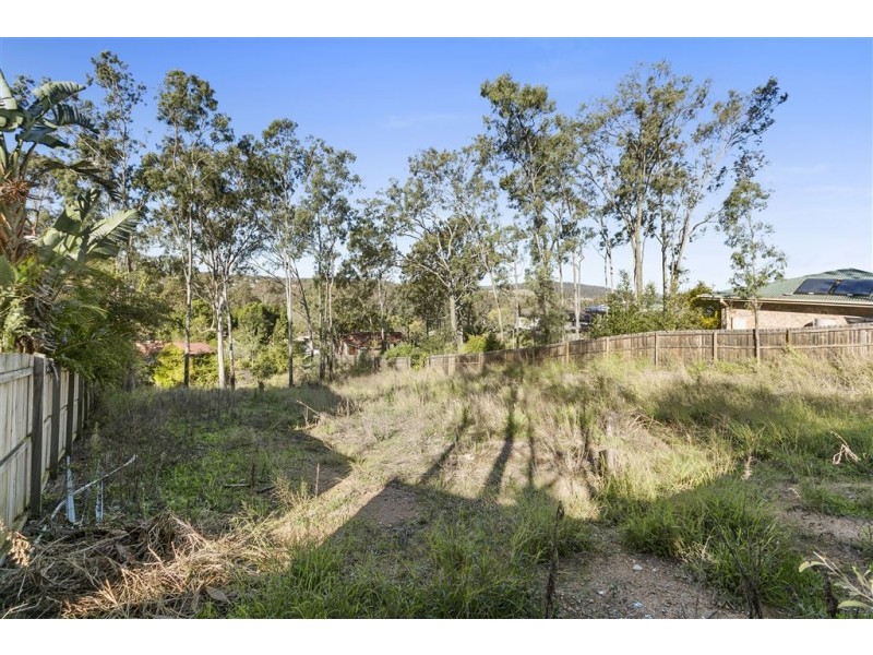 14 Henry Samuel Drive, Redbank Plains QLD 4301