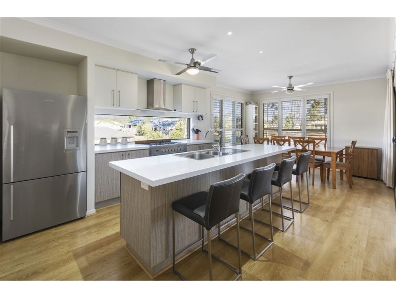 26 Rosella Crescent, Springfield Lakes QLD 4300