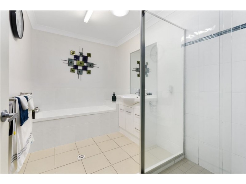 1/76A Jones Road, Bellbird Park QLD 4300