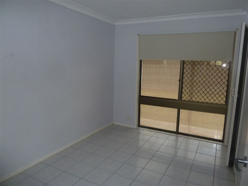 13 Robin St, Camira QLD 4300