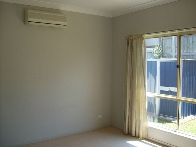 38 Lavender St, Springfield Lakes QLD 4300