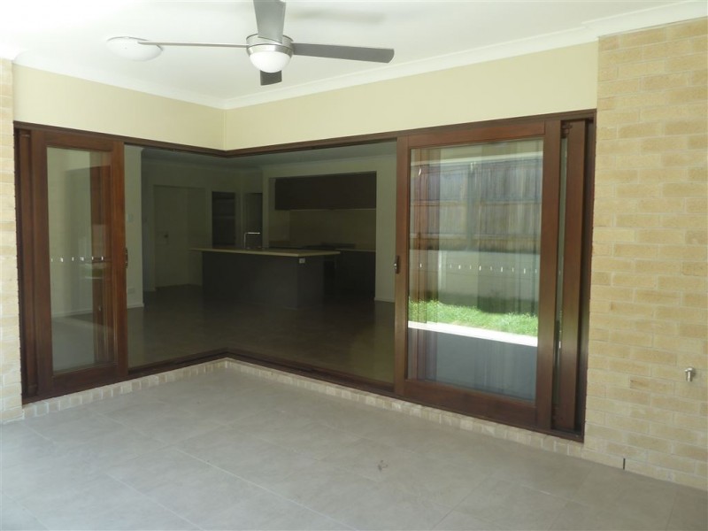 39 Isidore Street, Augustine Heights QLD 4300