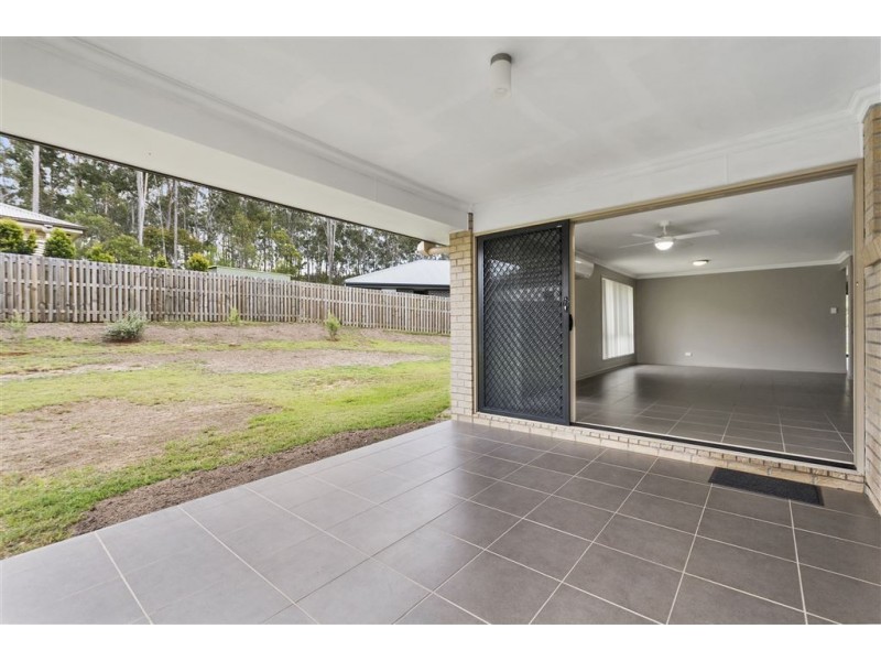 29 Eustace Circuit, Augustine Heights QLD 4300