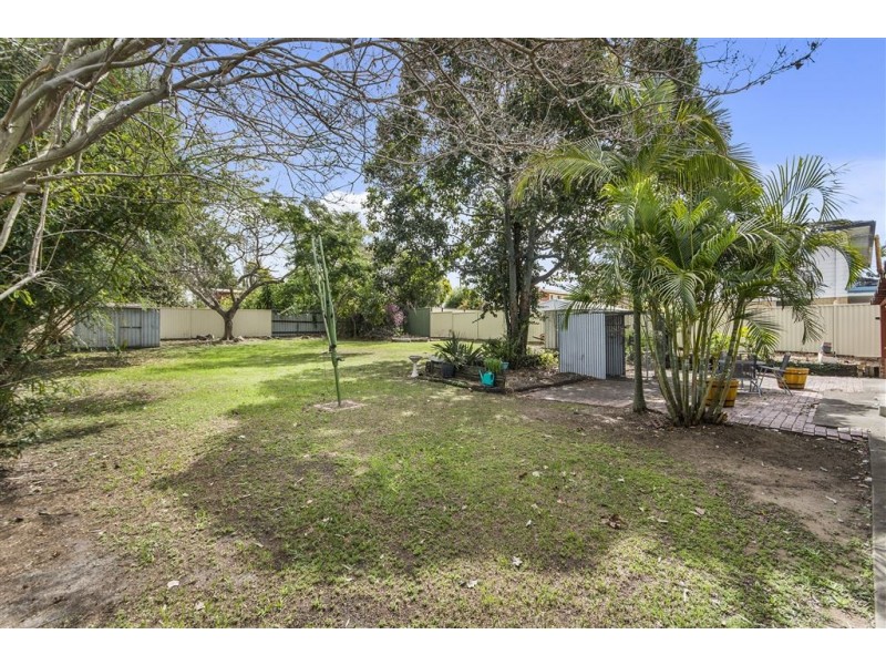 16 Hastings Street, Redbank Plains QLD 4301