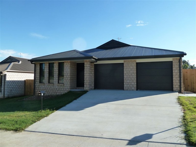 1/8 Weston, Redbank Plains QLD 4301