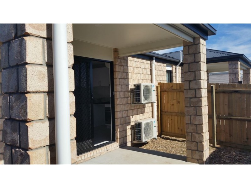 1/8 Weston, Redbank Plains QLD 4301