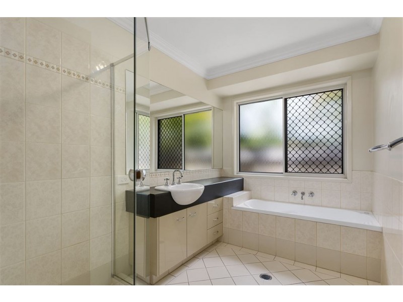 24 Diana Street, Springfield Lakes QLD 4300