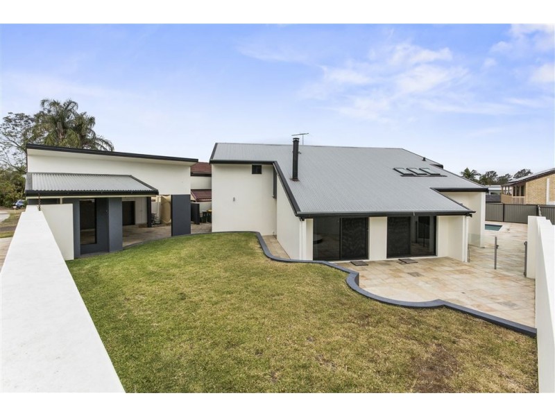 9 Maribor Street, Westlake QLD 4074