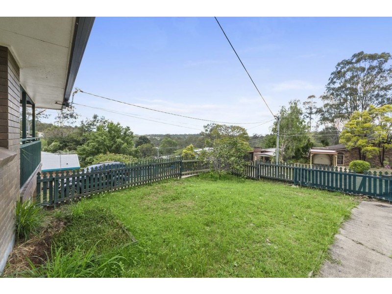 23 Sherwood Crescent, Bellbird Park QLD 4300