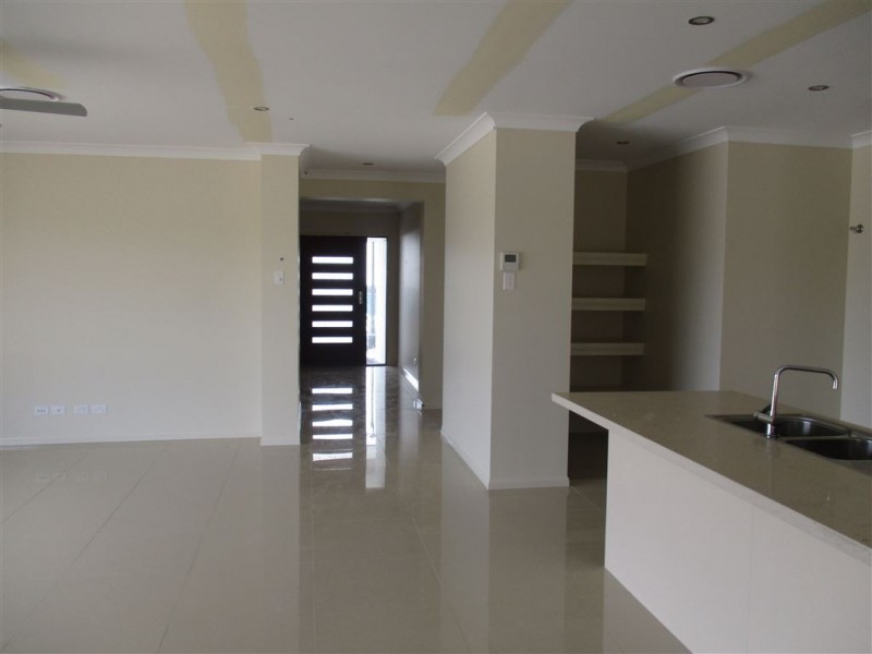 68 Capricorn Cres, Springfield Lakes QLD 4300