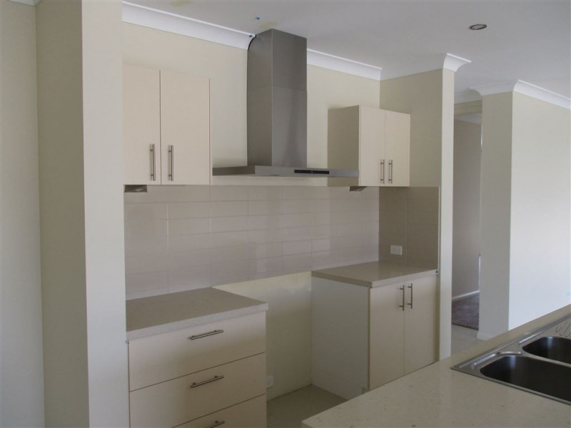 68 Capricorn Cres, Springfield Lakes QLD 4300