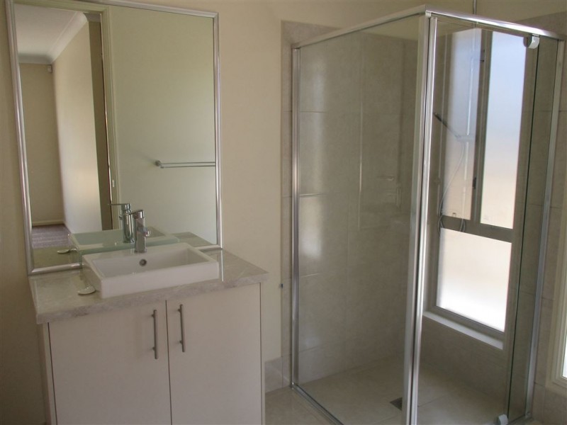 68 Capricorn Cres, Springfield Lakes QLD 4300