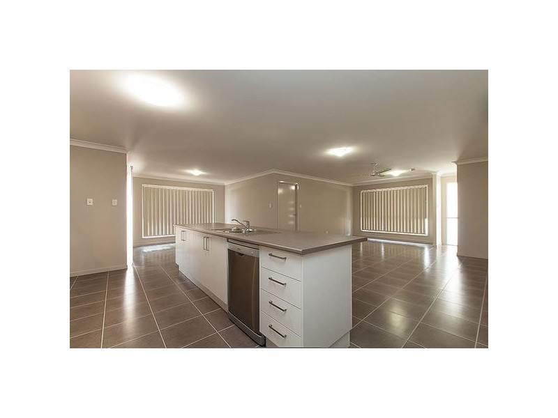 11 Wildflower Drive, Springfield Lakes QLD 4300
