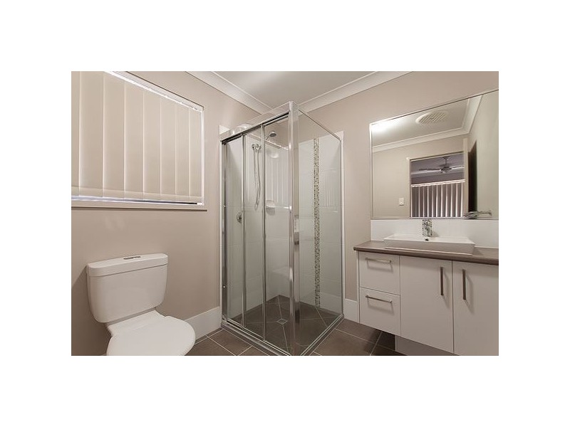11 Wildflower Drive, Springfield Lakes QLD 4300