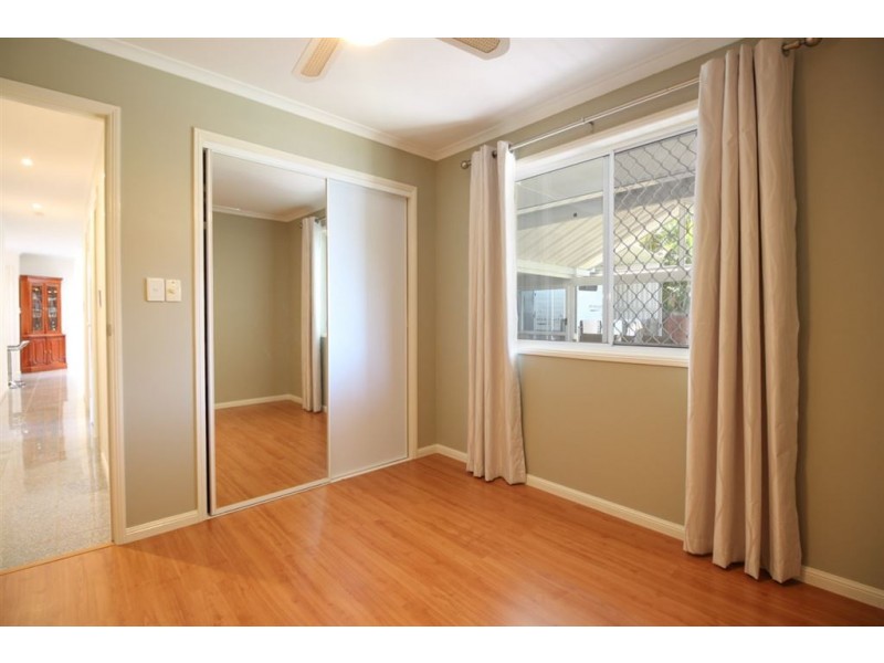 18 Leonie Street, Camira QLD 4300