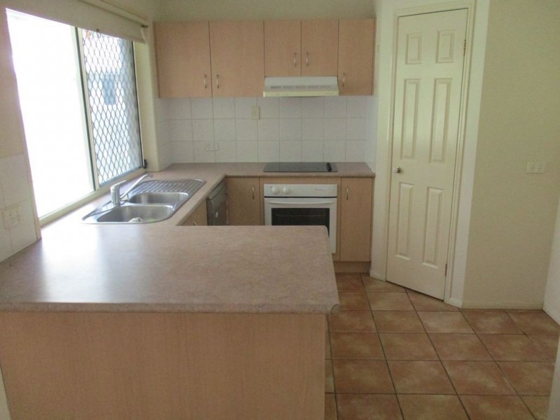18 Kentia Circuit, Flinders View QLD 4305