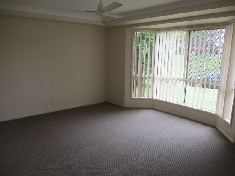 18 Kentia Circuit, Flinders View QLD 4305