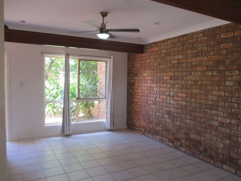 12/13 Bridge St, Redbank QLD 4301