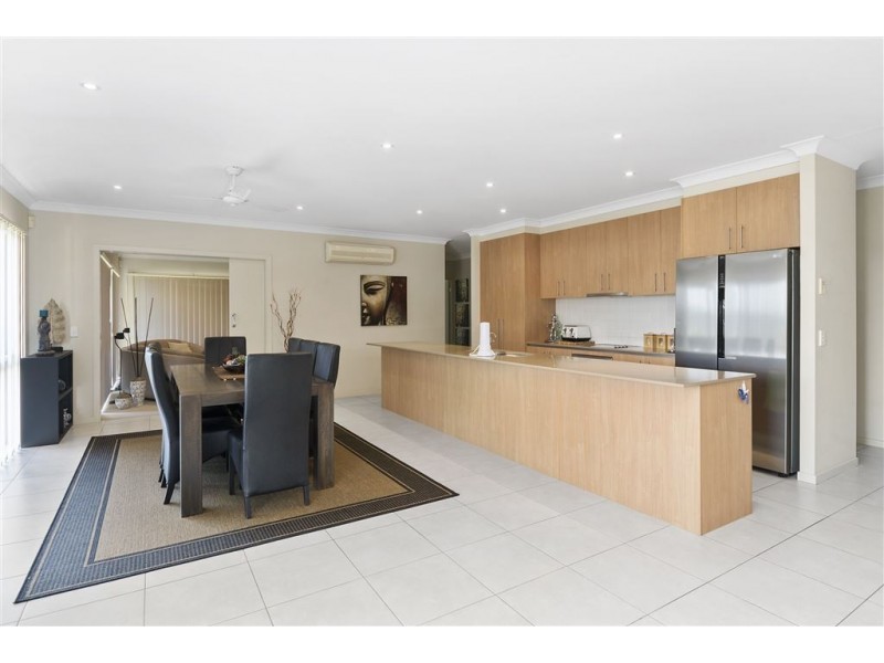 10 Kookaburra Place, Brookwater QLD 4300