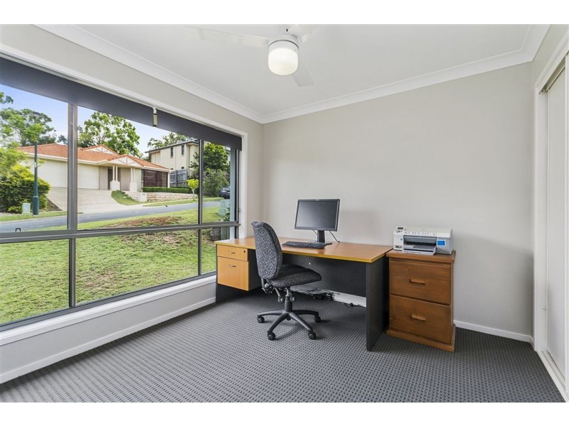 6 Grand South Circuit, Springfield Lakes QLD 4300
