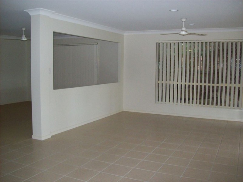 3 Cloudland, Springfield QLD 4300