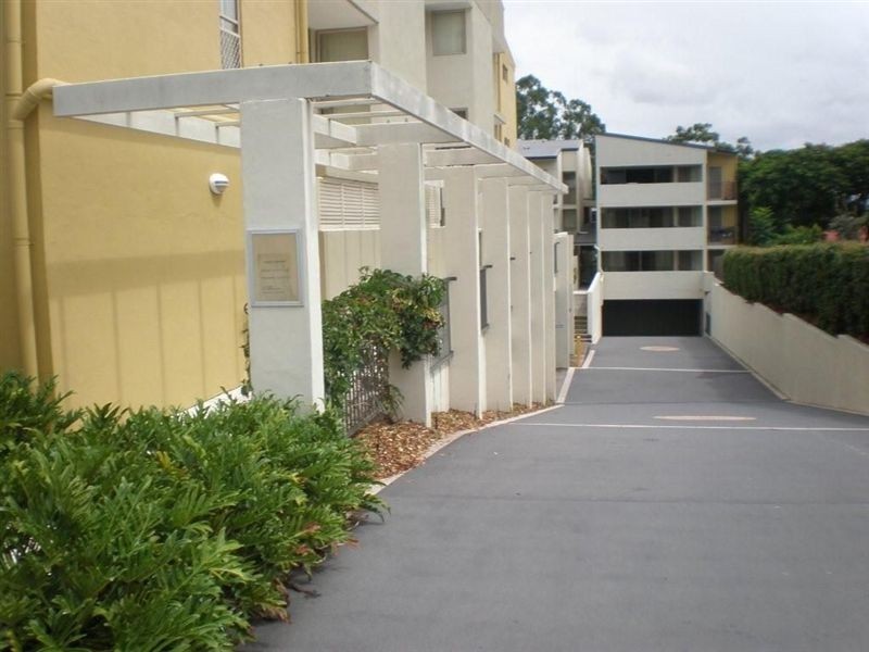 31/97 Mt Gravatt-Capalaba Rd, Upper Mount Gravatt QLD 4122