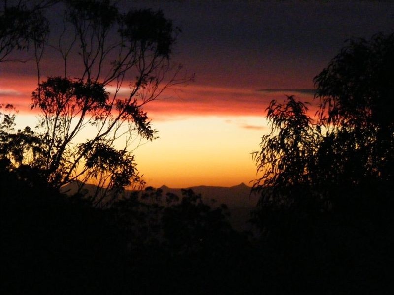 1718 Tamborine-Oxenford Rd, Wongawallan QLD 4210