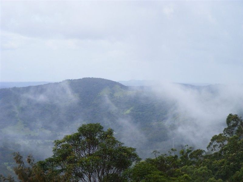 1718 Tamborine-Oxenford Rd, Wongawallan QLD 4210