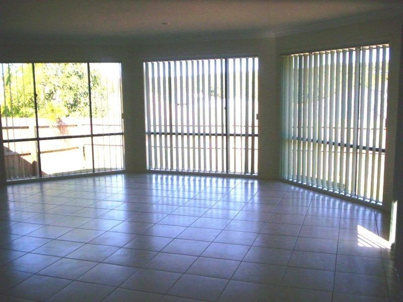 15 Hillview St, Springfield QLD 4300