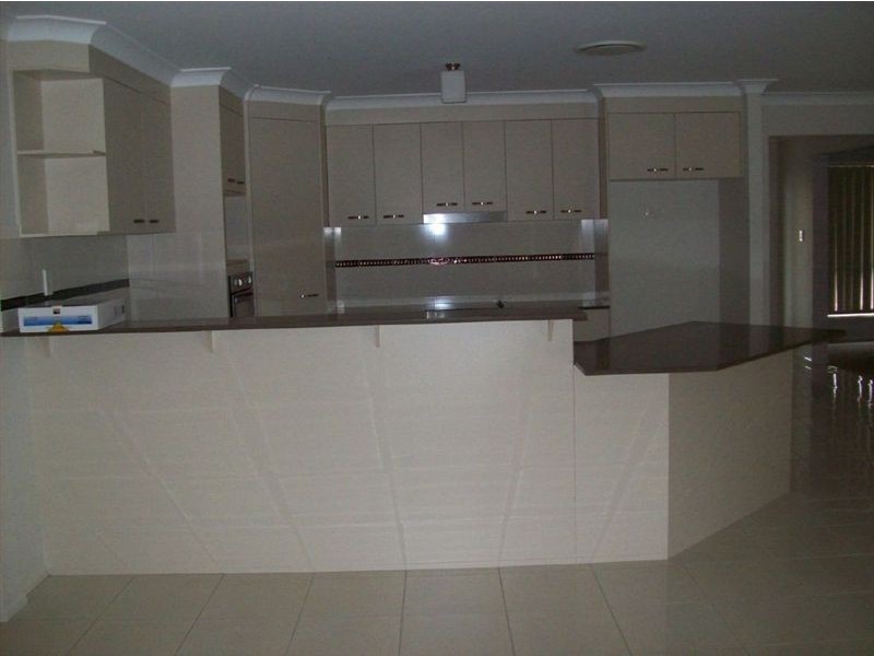 Augustine Heights QLD 4300